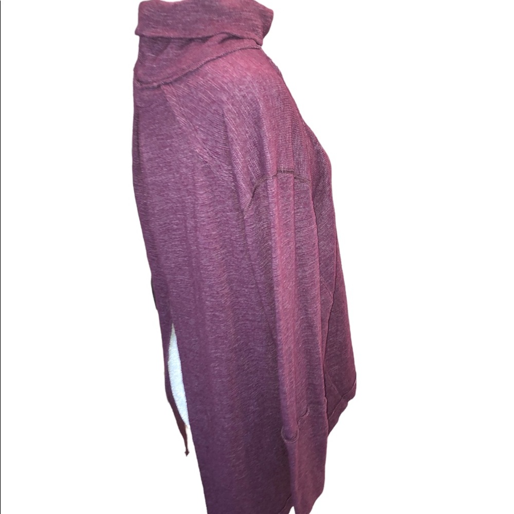 Free People EUC Turtle Neck - Picture 4 of 9
